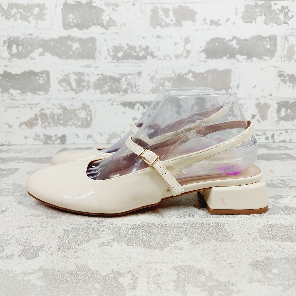New Tahari Gogo Cream Patent Leather Mary Jane Kitten Heels Slingback A479